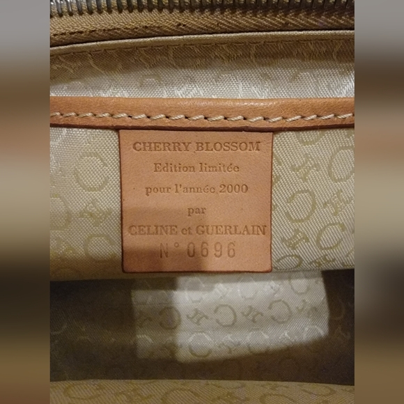 VTG Celine et Guerlain Cherry Blossom Limited Edition 2000 Cosmetic Zip - Picture 2 of 16
